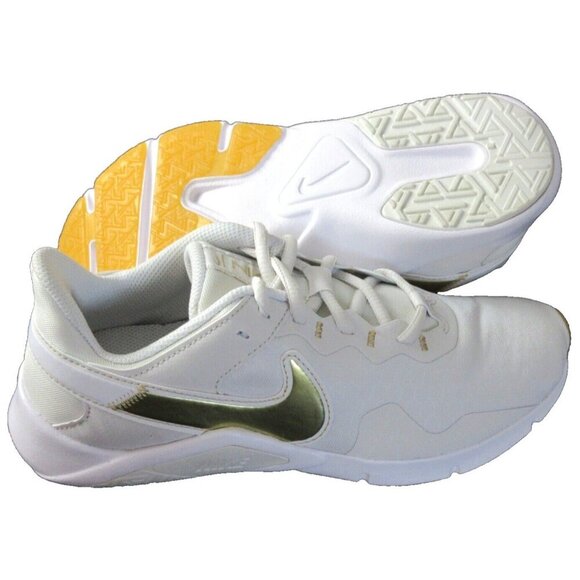 Women's Nike Legend Essential 2 Running Training Shoes Platinum Gold Sizes NIB - Picture 2 of 5